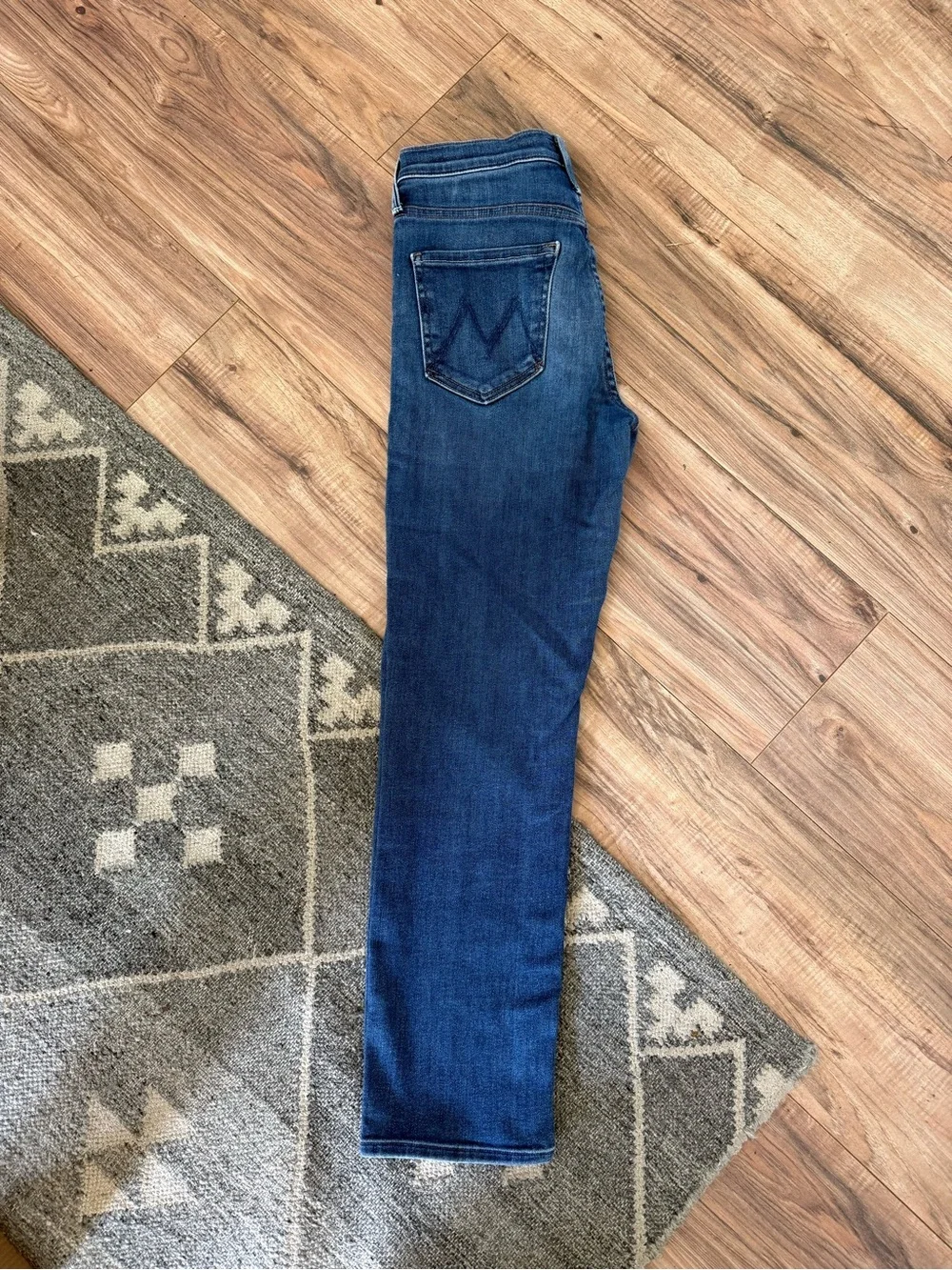 MOTHER Blue Denim Jeans with Branded Pocket Lining - Picture 3 of 6
